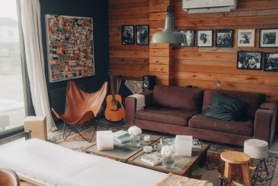 De platenspeler is terug als designstuk in je woonkamer