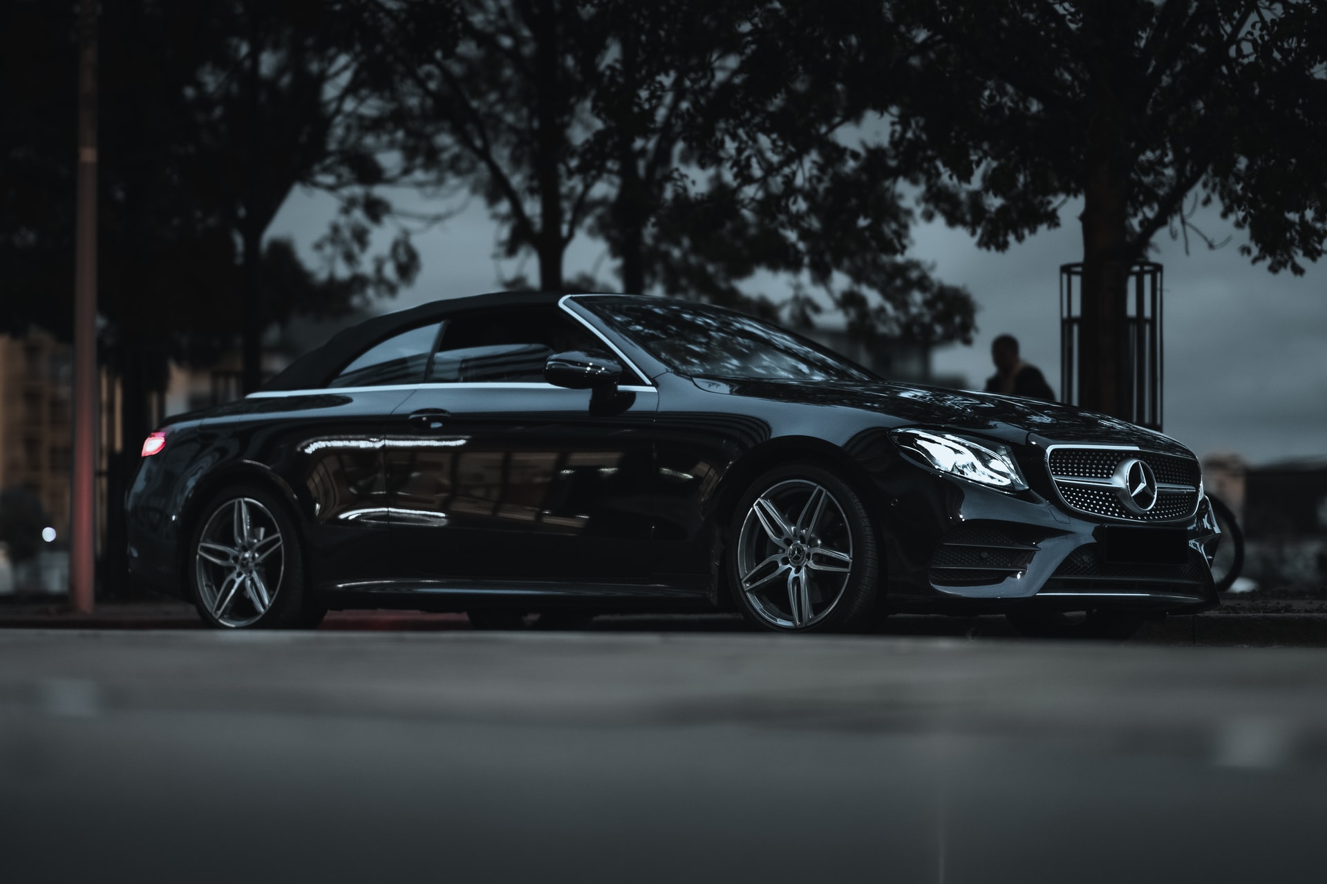 Dit is waarom steeds meer mensen een Mercedes-Benz importeren